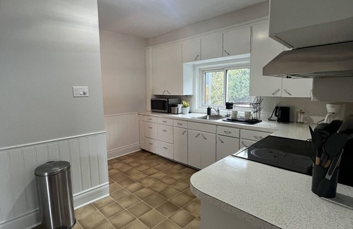 Meaford House | Charming 3 BR home by Georgian Bay