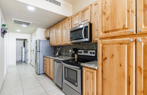 Oriente Condo | Charming 3 half bedrooms condo in Playa Azul Resort Puerto Peñasco. Owner-direct