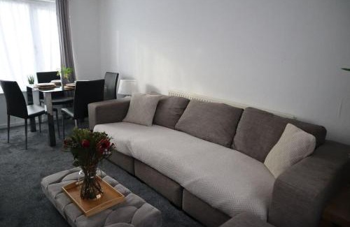 Underhill House | Charming 3Bed Home in High Barnet