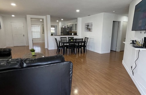 Southridge Village House | CHARMING 3BR/2BA HOME POOL, HOT TUB, AND MOUNTAIN VIEW