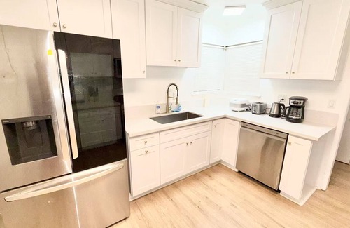 Rowland Heights House | Charming 4-bedroom house in delightful Rowland Heights with WiFi, AC