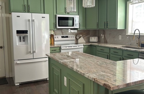 Fredericksburg House | Charming 4-bedroom house in Fredericksburg with AC