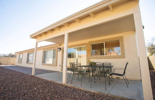 South Mountain House | Charming 4 Bedroom, 2 Bathroom house in Phoenix