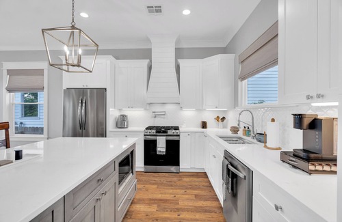 Arabi House | Charming 4-bedroom house with AC and WiFi in lovely Arabi