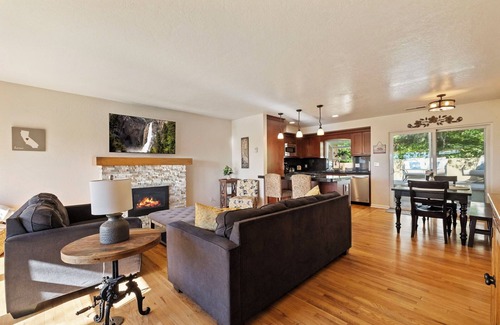 Sonora House | Charming 4-bedroom house with WiFi and AC in lovely Sonora