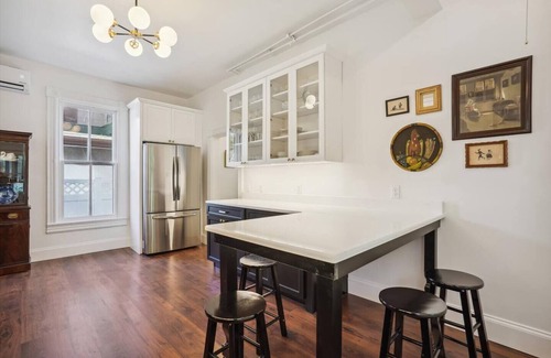 Cambridge House | Charming 4 bedroom in Historic Cambridgenn