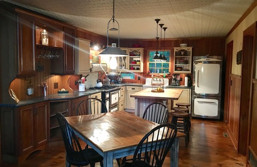 Lake Luzerne House | Charming 4 Bedroom Home In Lake Luzerne. 10 miles to Lake George Village.
