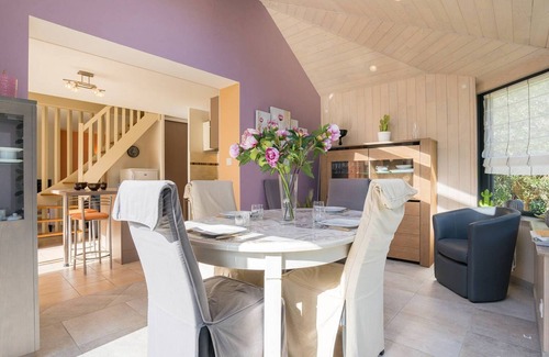 Carnac Villa | Charming 4-Room House in Carnac, 300m from Beach, WiFi, Garden, Sleeps 6
