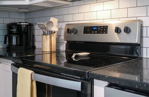 Firestone Park House | Charming 4BR Retreat w/Loft