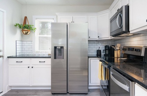 Firestone Park House | Charming 4BR Retreat w/Loft