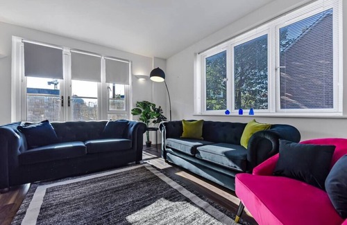 Tottenham Green Apartment | Charming and Modern 2 BR Flat