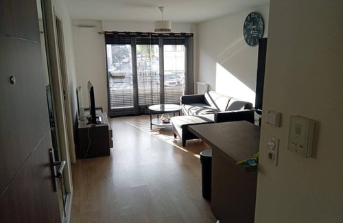 Juvisy-sur-Orge Apartment | Charming apartment in the center of JUVISY SUR ORGE