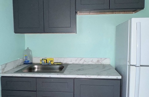 Graniteville Apartment | Charming apartment in serene Staten Island