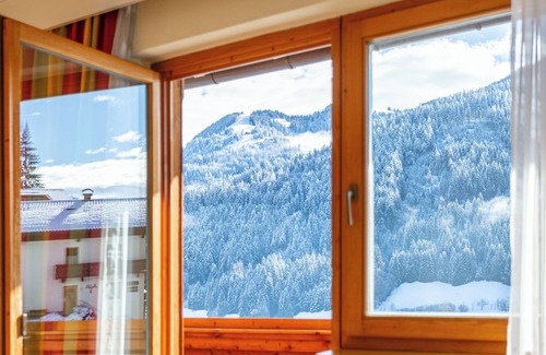 Oberau Apartment | Charming apartment in Wildschönau for relaxation