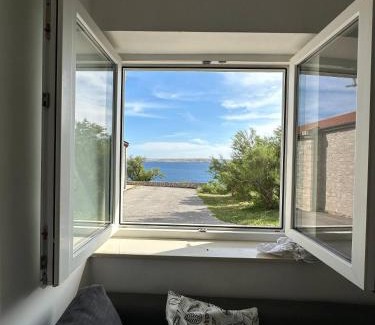 Baric Draga Apartment | Charming Apartment in Lukovo ugarje with Mountain Views