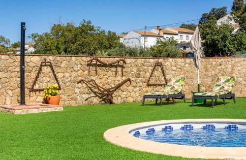Cruz de Humilladero Apartment | Charming Apartment in Los Prados, Málaga - 45 m² with Pool