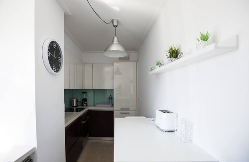 Parque das Nacoes Apartment | Charming Apartment With Balcony &pool