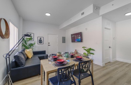 East Little Havana Apartment | Charming Apt Near to Stadium LoanDepot Park