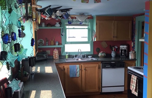 Belfast House | Charming Belfast Cottage! Great Bay Views! Easy Walk to Town!