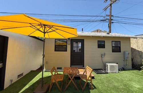 Park Mesa Heights Apartment | Charming Casita near USC, SOFI, and Culver City