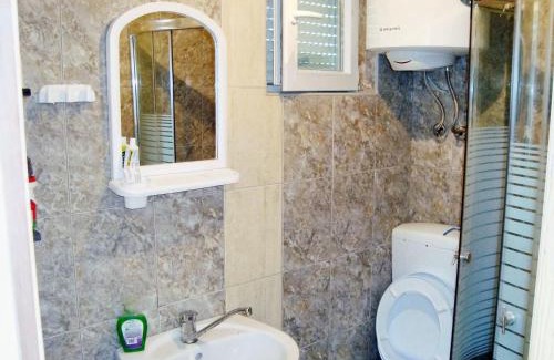 Vrbanje Ski Chalet | Charming chalet in Herceg Novi with fenced garden