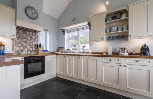 Wainhouse Corner Cottage | Charming characterful cottage overlooking Cornish countryside and sea view.