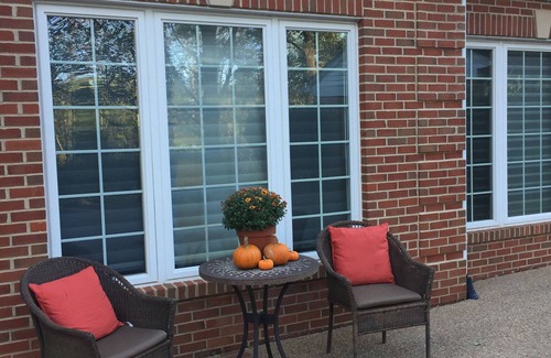Blue Ridge Cottage | Charming Cottage convenient to Leesburg. Wineries, Hiking and more.