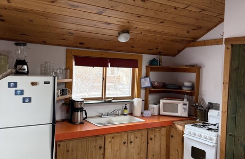 Bozeman Cottage | Charming cottage tucked away in trending Northeast Bozeman.