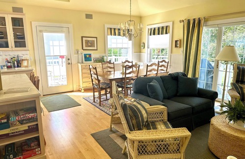 Green Lake Cottage | Charming Cottage Two Blocks from Downtown