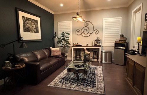 Manteca Apartment | Charming & Cozy One-Bedroom Studio – Your Perfect Getaway Awaits!