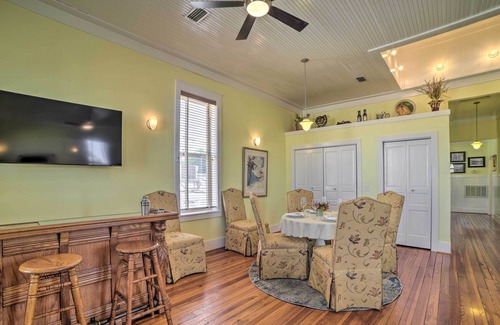 De Funiak Springs Apartment | Charming DeFuniak Apartment in Historic Dtwn!