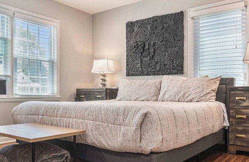 Dundee-Happy Hollow Historic District House | Charming Dundee Home 4min UNMC, 15min CHI Center