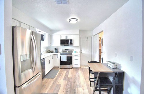 Eagle Lake House | Charming Eagle Lake Getaway: Relax & Unwind Near Scenic Trails & Nature Spots!