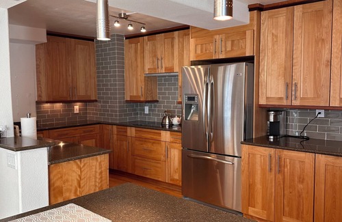 LoDo Apartment | Charming elegant high-rise apartment in heart of Denver