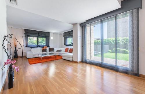 Villanueva de la Canada House | Charming Home with Pool and Garden, Just Outside Madrid