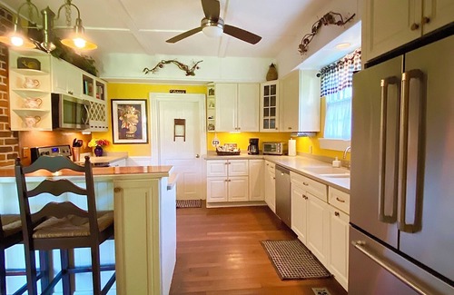 Lexington Other | Charming Farmhouse near VMI, W&L, SVU and VHC