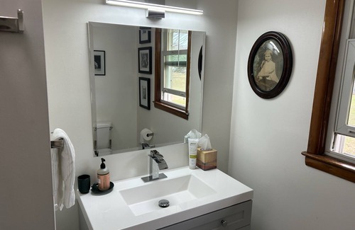 Munfordville Other | Charming Farmhouse Retreat with Scenic Views, Spacious Yard and Perfect Location