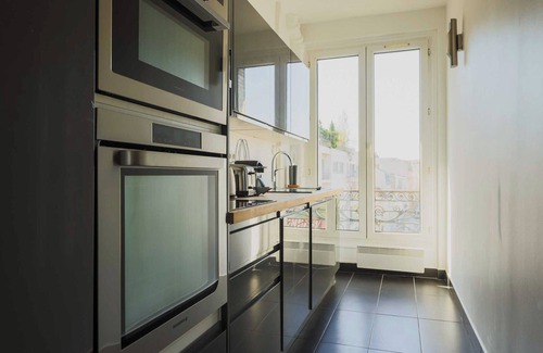 Epinettes Apartment | Charming Flat -1br-4p- Paris 17e