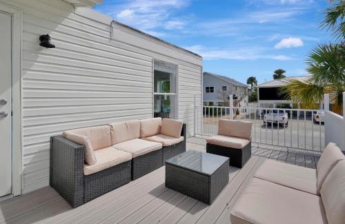 Fort Myers Beach House | Charming Fort Myers Beach House