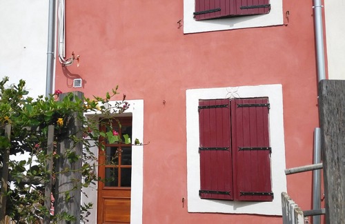Les Cabanes de Fleury House | Charming house on the banks of the Aude, 5 minutes from the beach