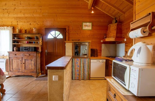Montagnac-d'Auberoche Cottage | Charming house with private pool, air conditioning, WiFi and parking