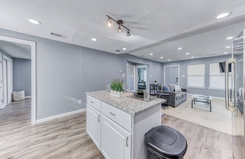 Fort Worth House | Charming, Freshly Renovated Home Renovated Home W/Large Backyard