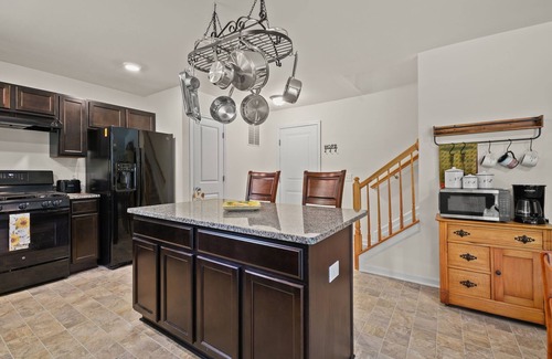 Captain's Cove House | Charming Getaway - 4 Bedroom Home, Pool Access