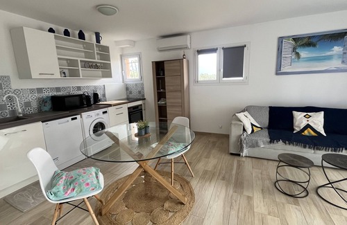 Afa Apartment | Charming ground floor villa between sea and mountains