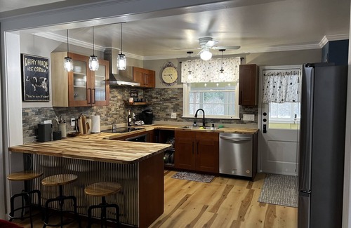 Cheboygan House | Charming home in the heart of Northern Michigan's destinations and activities.