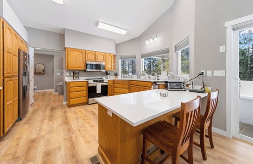 Bonner County House | Charming home in welcoming Newport/Oldtown 5 bedrooms 3 baths