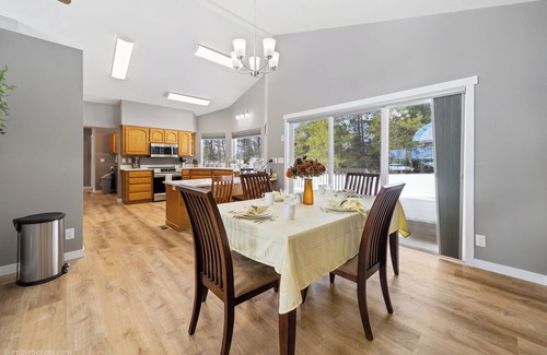 Bonner County House | Charming home in welcoming Newport/Oldtown 5 bedrooms 3 baths