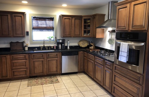 Mountain View House | Charming home on the White River - escape & enjoy Arkansas’s great outdoors!