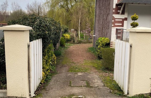 Incheville House | Charming house between pond and forest. 10 minutes by car from the sea!