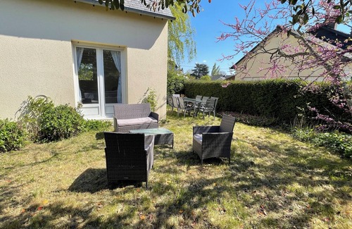 Lancieux House | Charming house for rent Lancieux bourg (8 min walk from the beach)
